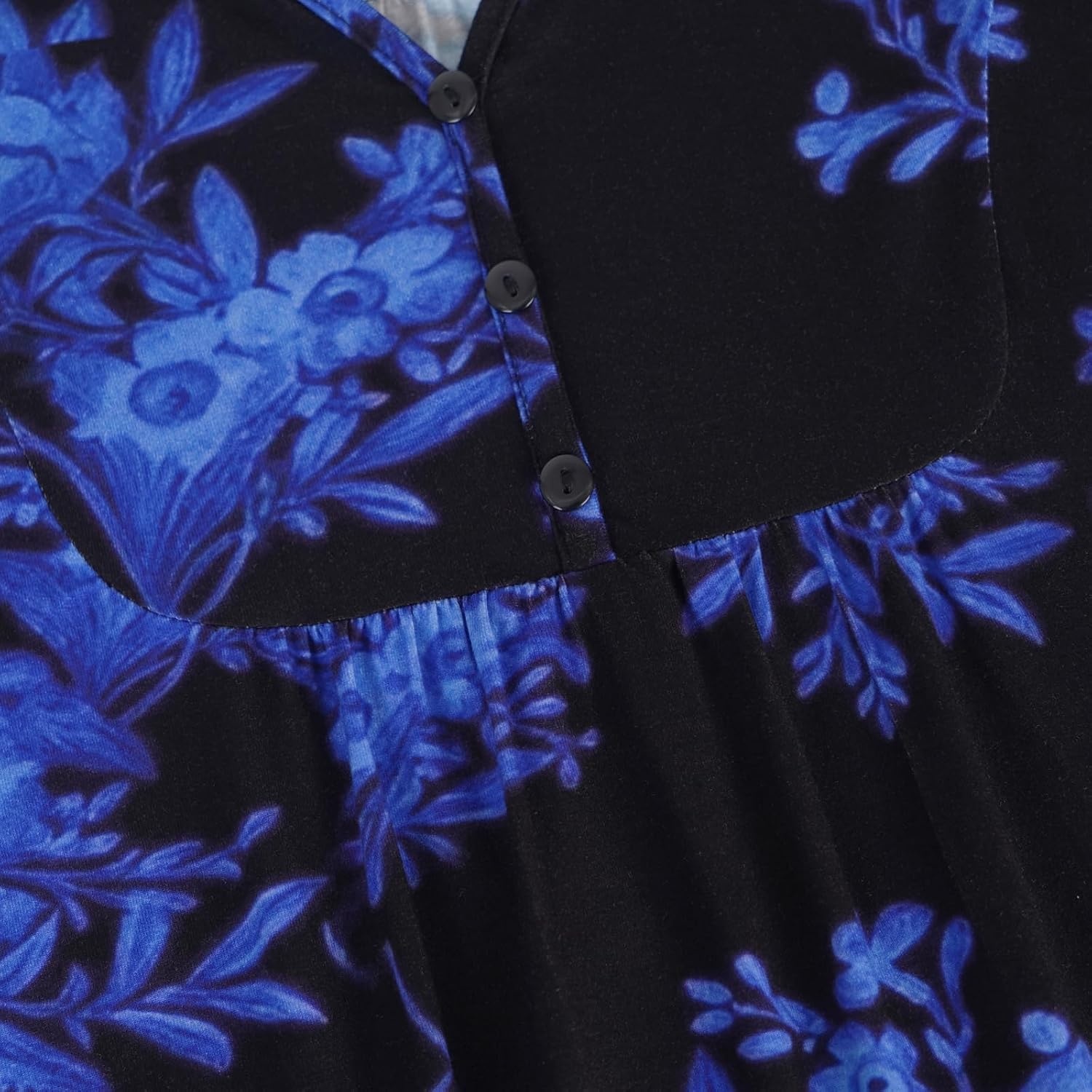 image:imageBAISHENGGT Womens V Neck Henley Tunic for Leggings Short Sleeve FlowyBlackblue Floral