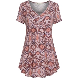 BAISHENGGT Women’s V Neck Henley Tunic for Leggings, Short Sleeve Flowy(Orange Diamond Print)