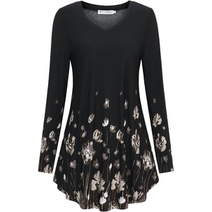 BAISHENGGT Women’s V-Neck Tunic for Leggings, Fit and Flare Long Sleeve(Black Floral)